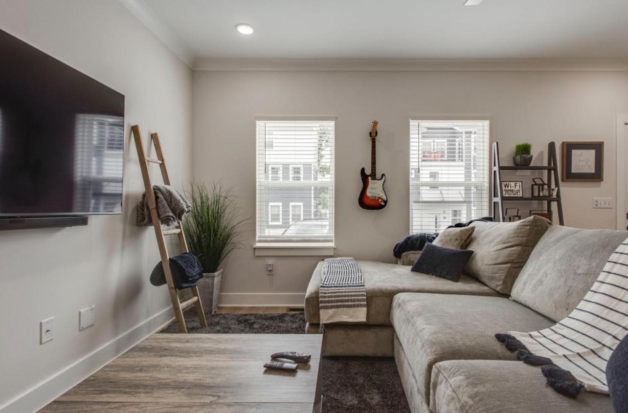 Classy, Cozy, Close To Downtown Nashville Exterior photo